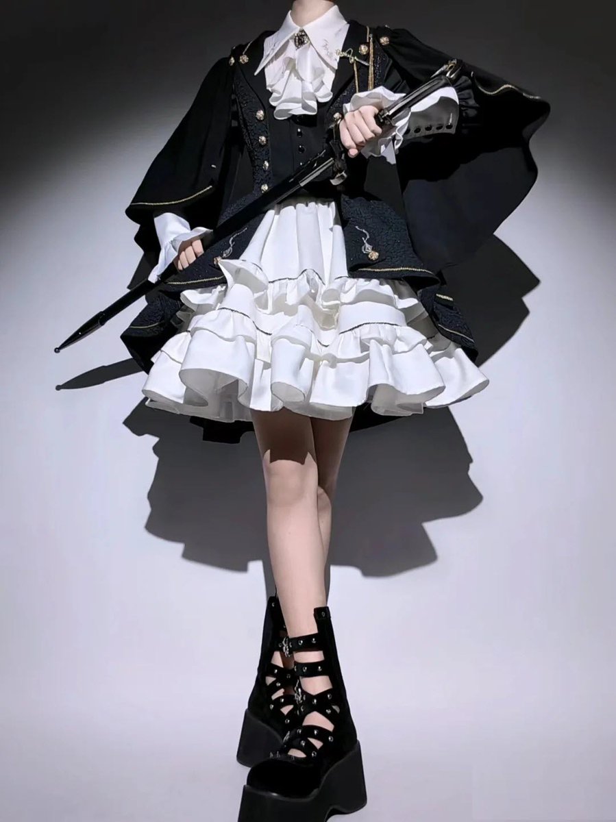 LolitaWardrobe tweet media
