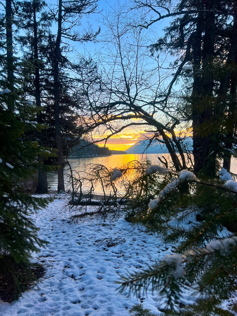 #Sunset from the most beautiful place on Earth. #winter <a href="/visitmontana/">Visit Montana</a> <a href="/Visit_Kalispell/">Discover Kalispell</a>