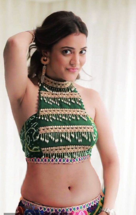 GCzVmCIWoAABOyM?format=jpg&name=900x900