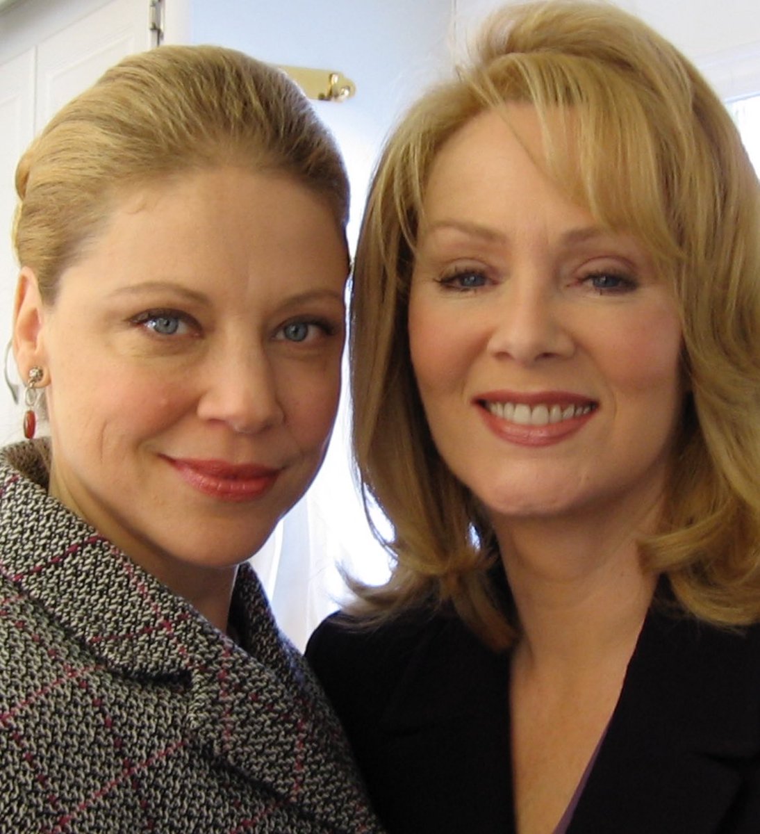 gatitweets's tweet image. Loved working on #24 @24Television especially with #JeanSmart @DailyJeanSmart and @RealKiefer #Kiefersutherland #actorslife ❤️