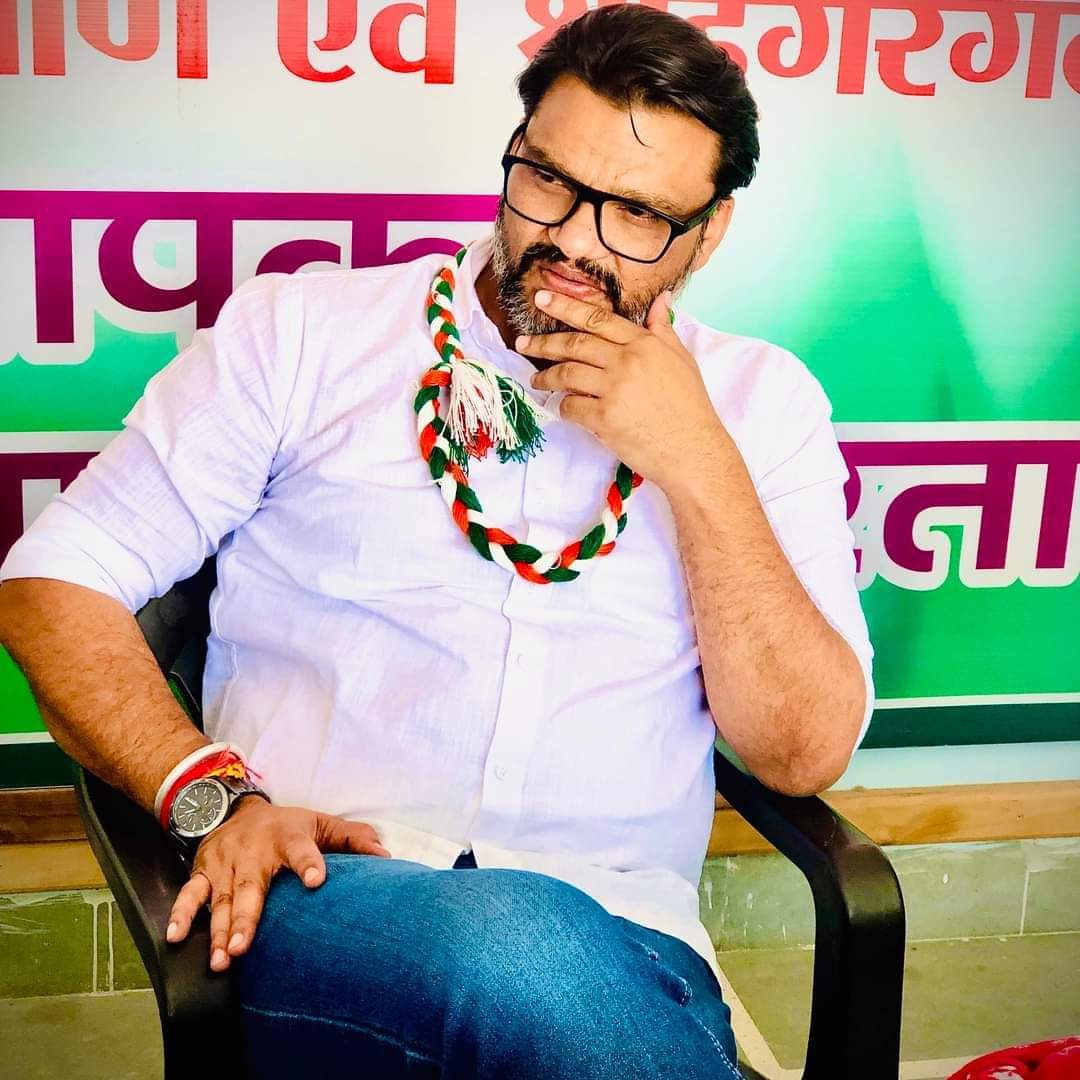 NemiBhakar's tweet photo. अपने खिलाफ बाते खामोशी से सुन लो यकीन मानो वक्त बेहतरीन जबाब देगा .....।।
#bepositivethinkingalways #TeamLokeshSharma #LokeshSharma @_lokeshsharma https://t.co/HHJUBXCnbc