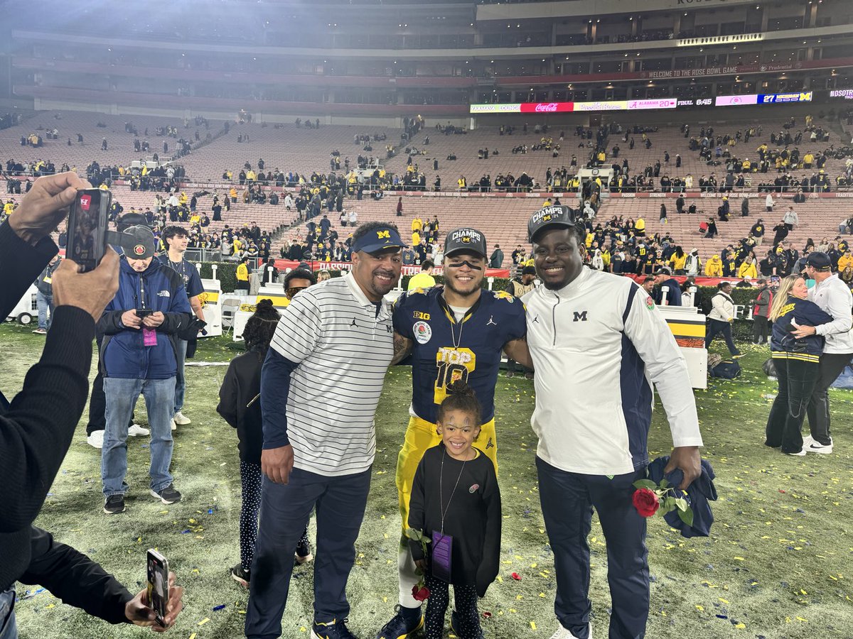 NicoleAuerbach's tweet image. A lot of Michigan greatness in one photo: