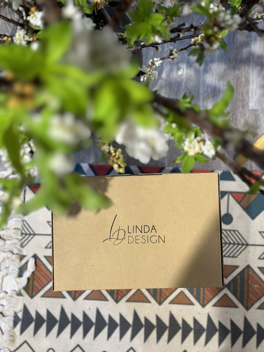 Linda Designs tweet media