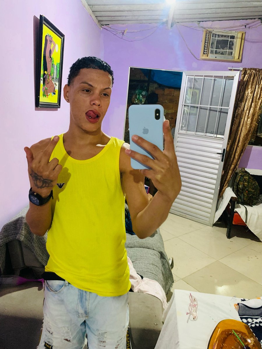 Wl_Mello1's tweet photo. 🌙 https://t.co/FIe0beYxQg