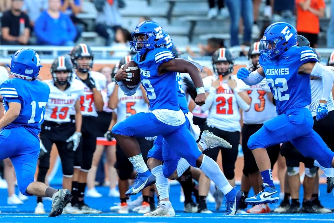 All Senior Highlights are up‼️‼️‼️
hudl.com/v/2Mz0BF