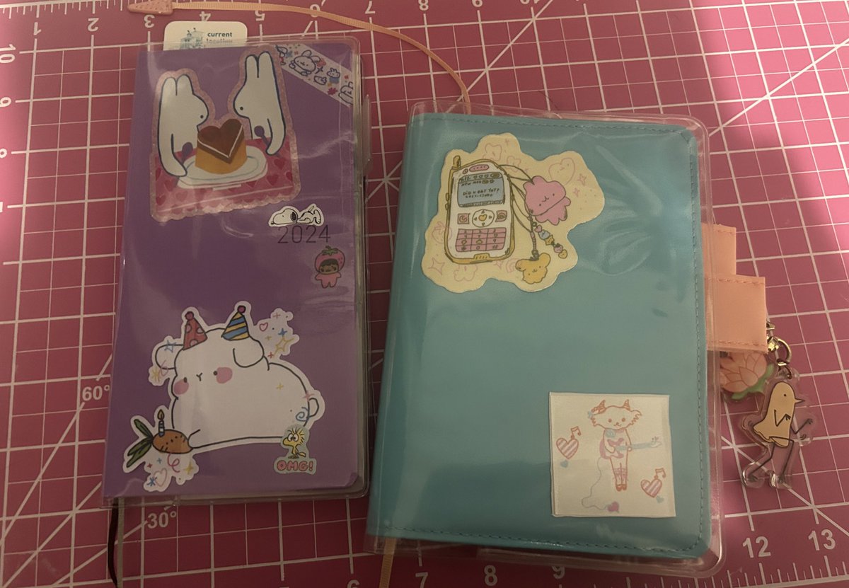 snoopyjoestar's tweet photo. How i decorated my hobonichis🐱💝 https://t.co/fLqVIRbcJl