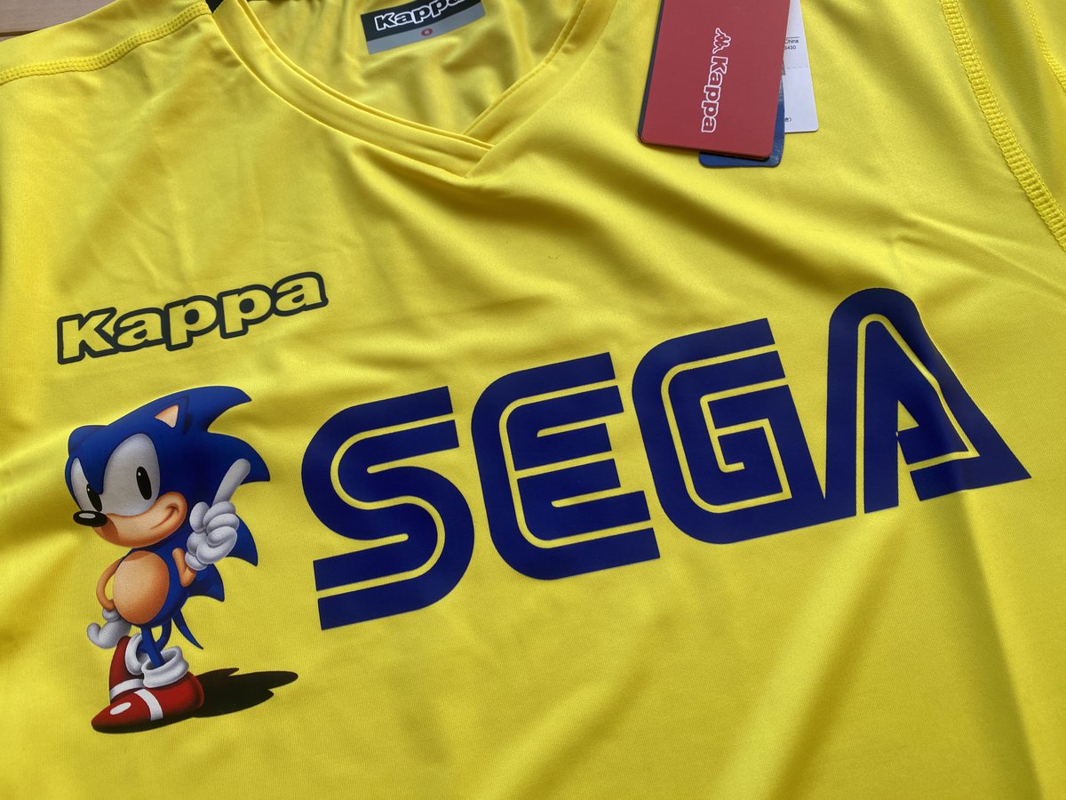 Japan Football Shirts tweet media