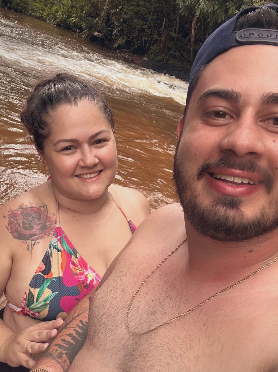 rayarahmarini's tweet photo. Ir para cachoeira foi tão 2005 🔓 memória desbloqueada com sucesso https://t.co/886gJ3DGQH