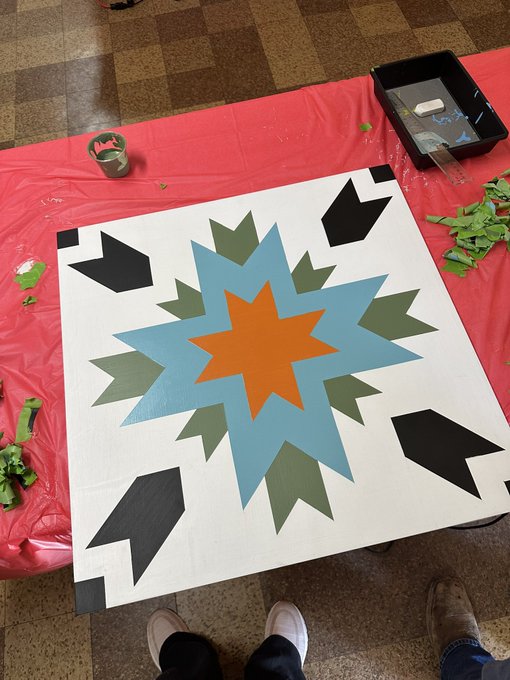 Barn Quilts are my ✨thing✨ https://t.co/hZfe5ks4DC