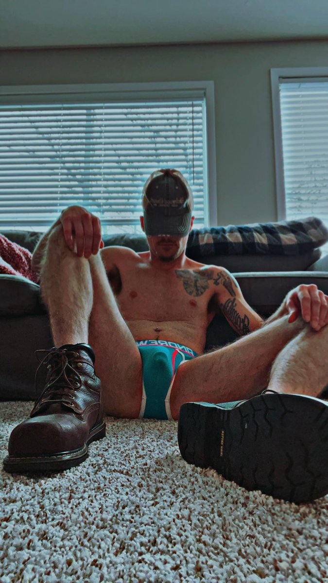 natureMN30's tweet photo. Had to get some bate sessions in b4 the new year. NYS is to get bent over w my work boots 😉 https://t.co/vvoYYPvAg1