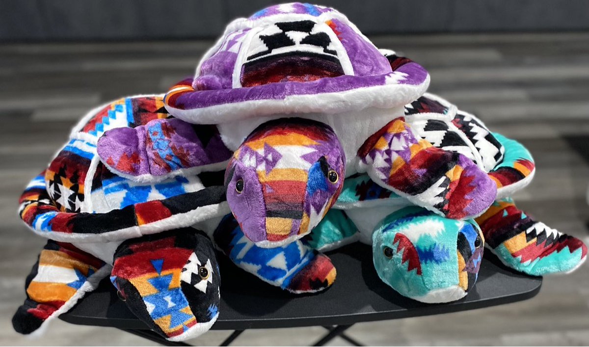lopezbeading's tweet photo. Onesies and turtles now available on https://t.co/Xp5woPUfL0 💕 https://t.co/BJz0vNChPy