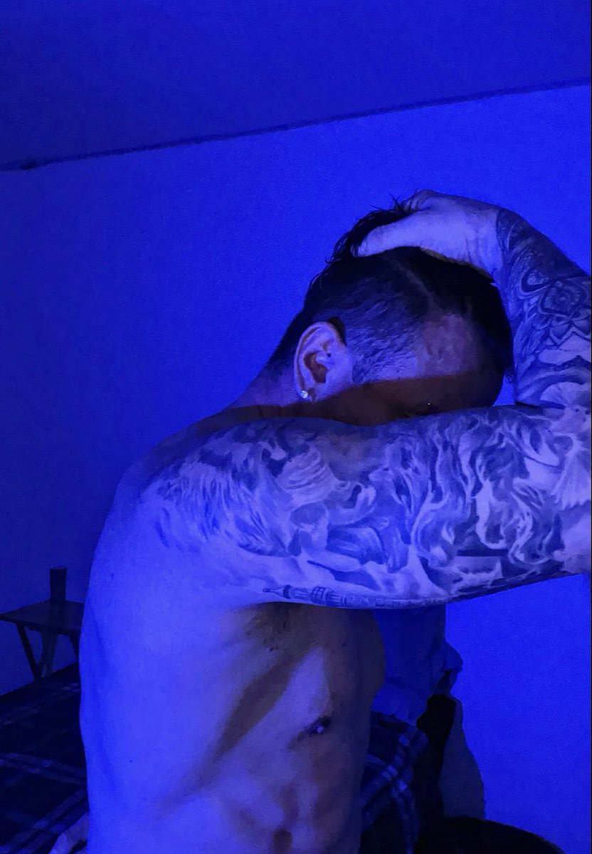bambam_trainer's tweet photo. Comenzando 2024 quien viene a dormir!!!
#HappyNewYear2024 #MondayMotivation #MondayMood #body #tato @EncuentroGayMty https://t.co/ElbdwovE8v