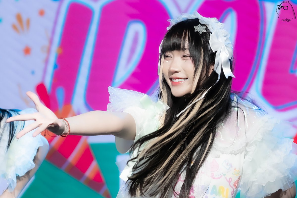GalleryBear's tweet photo. Her : @MAYUKI_IKINARI https://t.co/9GvqG38dOb