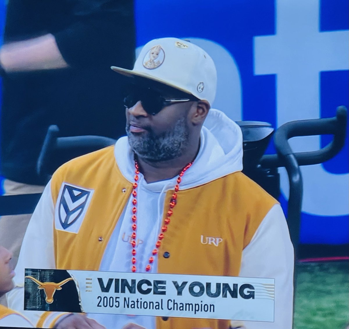 TrojanFBx's tweet image. Hey @VinceYoung10 , your knee was down.