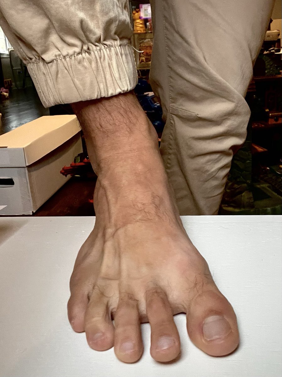 jivesolebro's tweet photo. Your resolution should be to have these in your face.

#feetpics #footfetish #gayfeet #malefeet #gayfootworship #gayfootsub #gayfootpig #malesweatyfeet https://t.co/PwZfqbKY8E