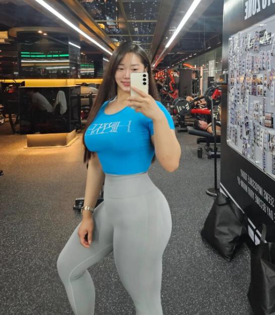 有个绿帽老公申请各位帅哥艹他女朋友，想的来