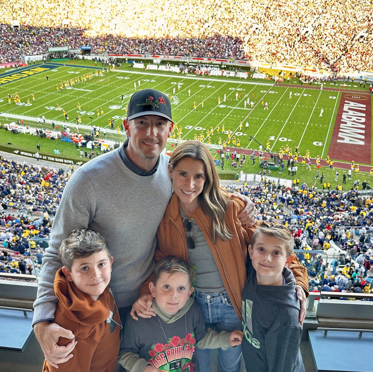 Joel Klatt on X: "The @rosebowlgame is the only CFB game all season that I  get to be just Dad…Special place and an incredible game!  https://t.co/6Y8KbeJznn" / X