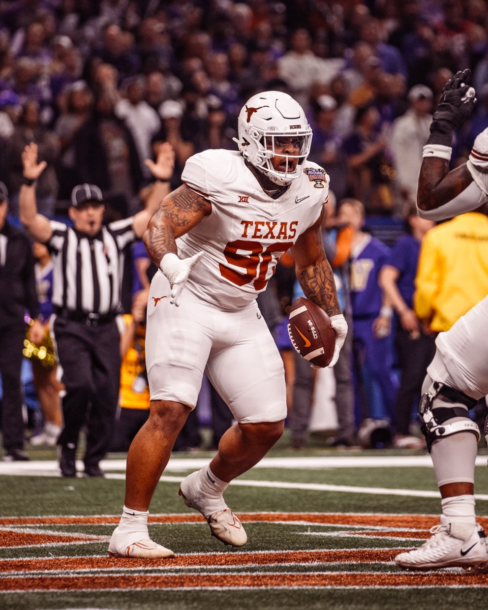 TexasFootball tweet picture