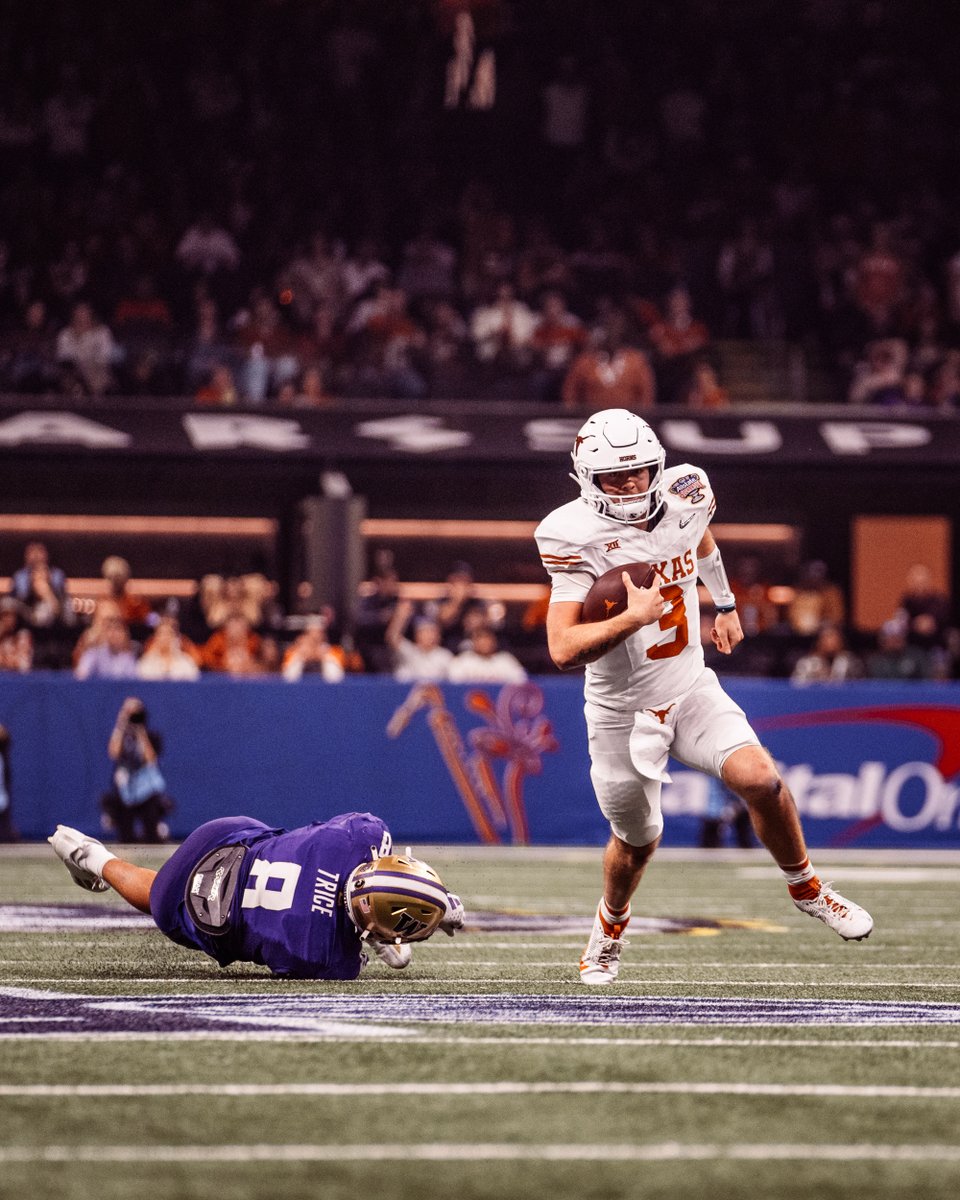 TexasFootball tweet picture