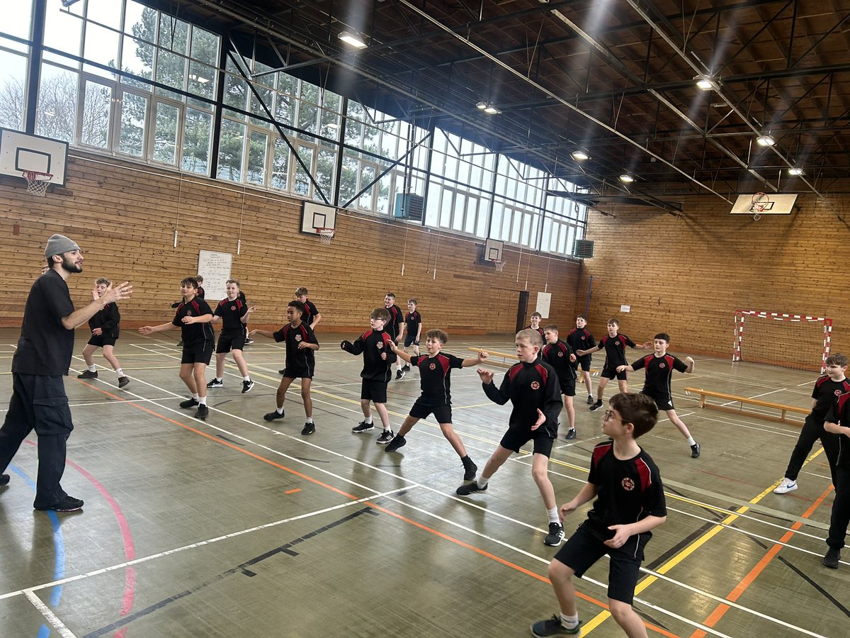 SHS_PeDept's tweet photo. A big thank you to Blaze for boys and Ruth and Kieron from Union of Dance for putting on breakdancing sessions the last week for our year 7 boys, they have loved them. 

Remember there are free sessions in the half term holidays. See Mr Stubbins for more info. @unionofdance https://t.co/073l21Fe3e