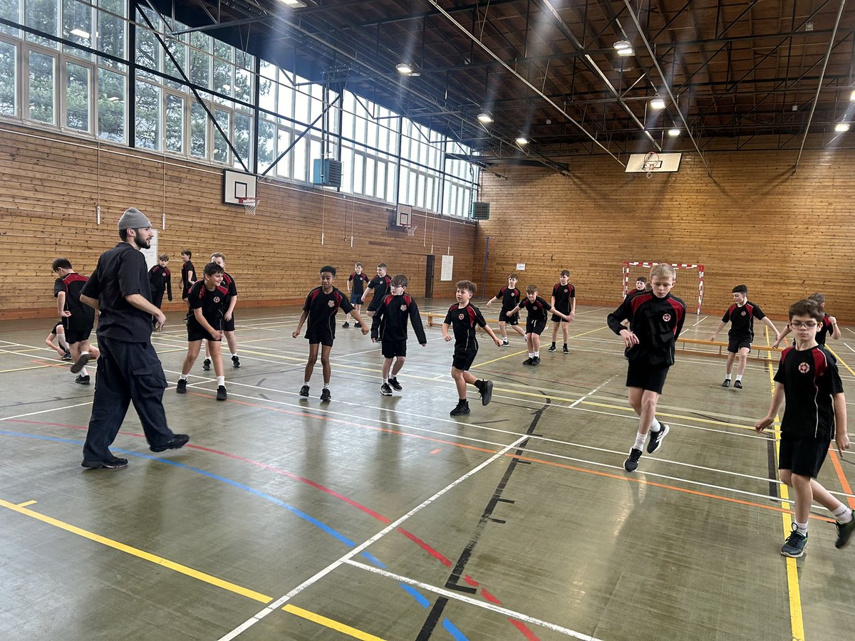 SHS_PeDept's tweet photo. A big thank you to Blaze for boys and Ruth and Kieron from Union of Dance for putting on breakdancing sessions the last week for our year 7 boys, they have loved them. 

Remember there are free sessions in the half term holidays. See Mr Stubbins for more info. @unionofdance https://t.co/073l21Fe3e