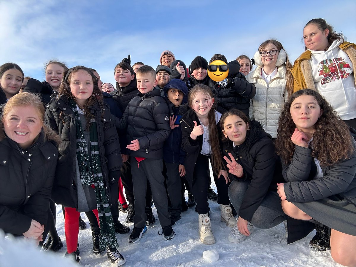 Roscoe_Primary's tweet photo. Such a fun time in the snow! ⛄️ https://t.co/FXnEQxg9II