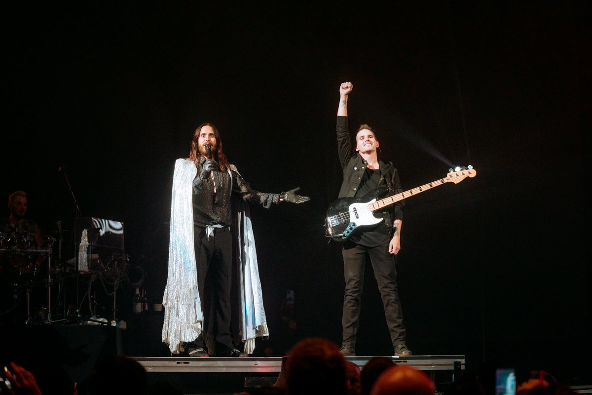 JaredLeto's tweet photo. Every show feels like the first. Excited to see you all on tour!✨ #iHeartALT2024 https://t.co/HnEJMS8ge9