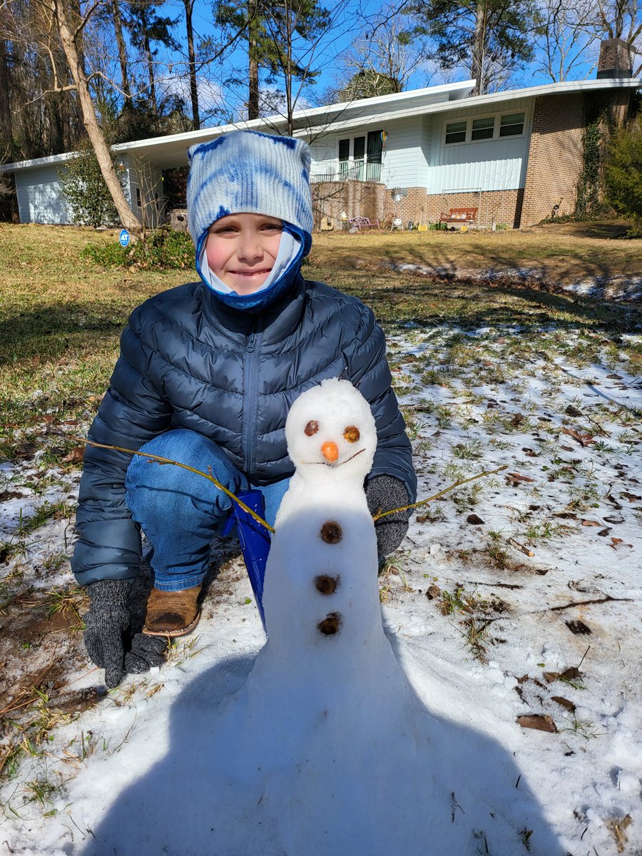 psyborg_007's tweet photo. @WCBIWEATHER Snow Baby in Louisville https://t.co/3N5Y0EOfmw