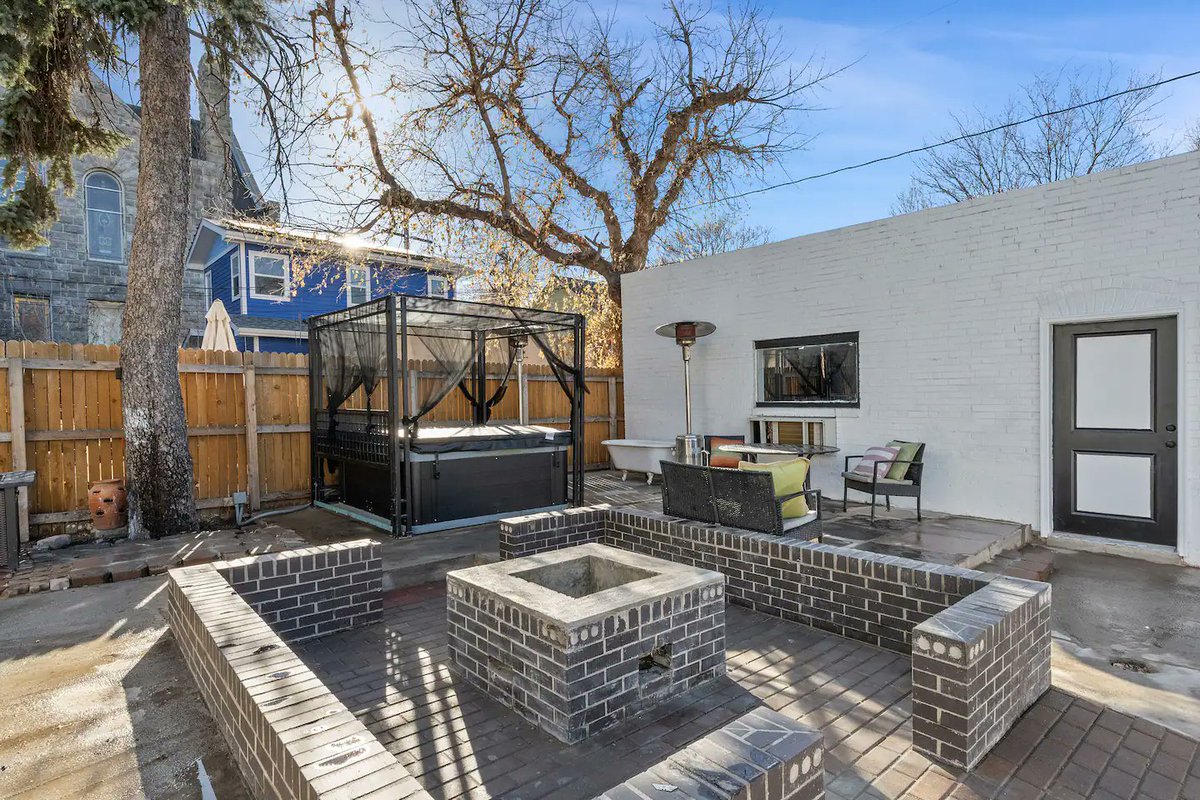 komorebihack's tweet photo. Komorebi's Hacker House for Autonomous World/Fully on-chain game builders in Denver.   

Feb 28 - March 4, 2024  6-day hacker house for 14+ builders, researchers, and players.  

Get your spot! Apply here↓↓ https://t.co/lPmDJlnyYr

Powered by @AW_house @Komorebi8888 https://t.co/XWoF8dSDXi