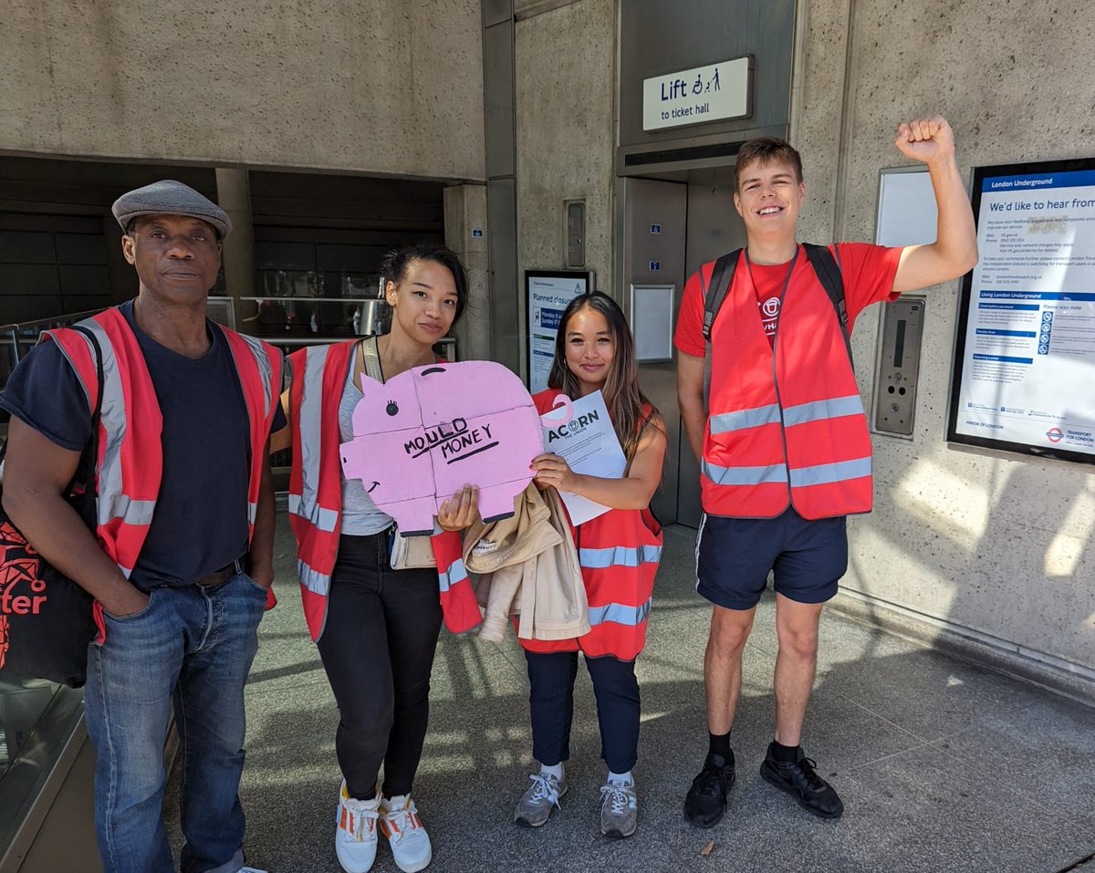 AcornIslington's tweet photo. ACORN £1630 WIN! After months of fighting an investment banker landlord from abroad to return our members deposit - we found out today they've returned £1630 to our member. 

A great win but housing across Islington is broken - join us to fight back! https://t.co/xf1D07jDOh