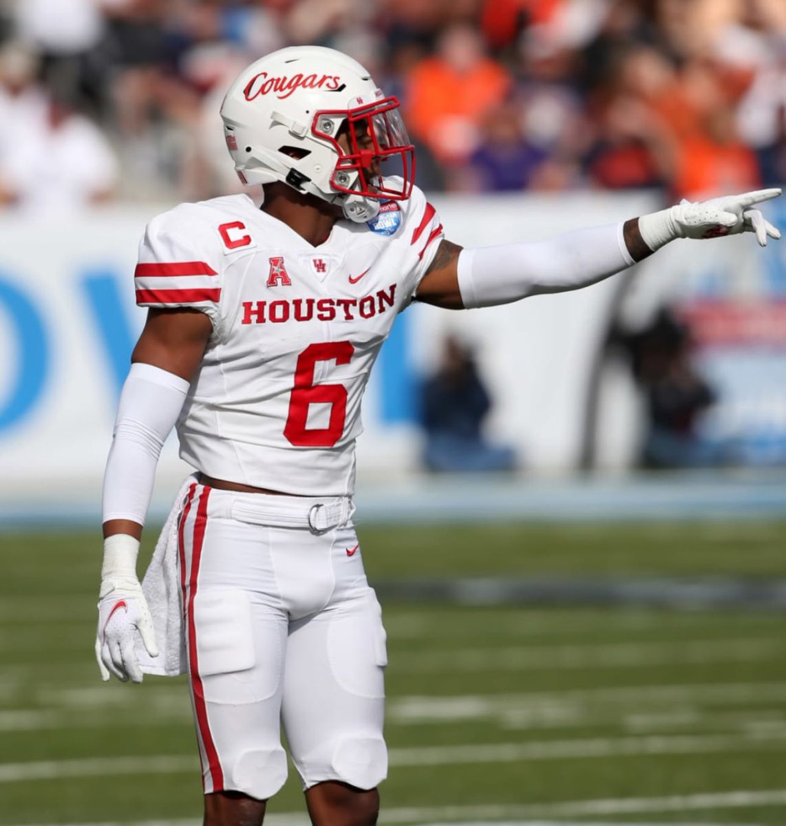 After a great conversation with <a href="/wesley_fritz/">Wes Fritz</a>  I am blessed to receive a power 4 offer from University of Houston <a href="/UHCougarFB/">Houston Football</a> 
<a href="/Coach_JFreeman/">Jarod Freeman</a> <a href="/SKIPP1072/">Jackie Skipper</a> <a href="/CoachTBachman/">Thomas Bachman</a> <a href="/RecruitLouisian/">Recruit Louisiana™️</a>