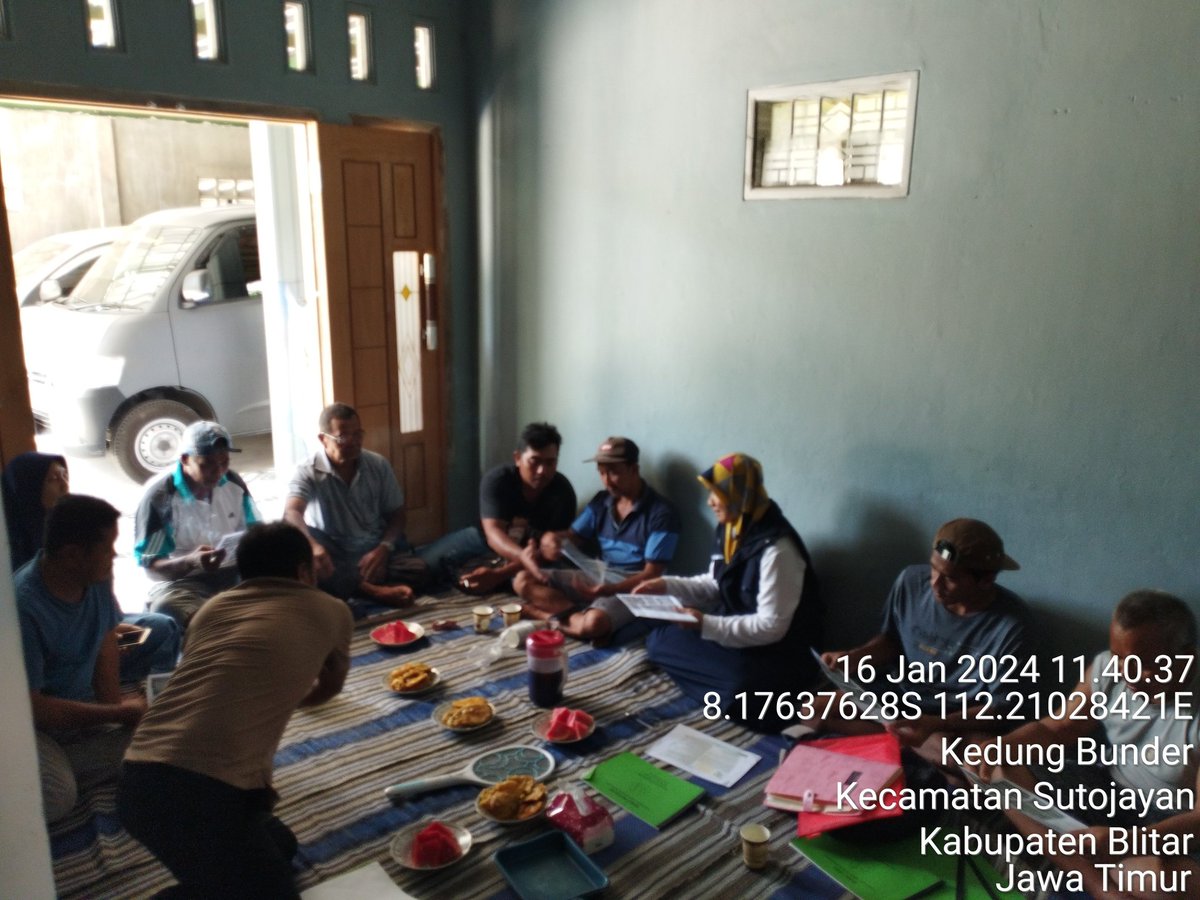 RikeLurin's tweet photo. Selasa (16/01/2024) Rike Lurin H, Luhkan Kab. Blitar, Pembinaan di Pokdakan Mina Kedung Barokah, Kelurahan Kedungbunder Kec. Sutojayan @puslatluhkp #GiatLuhkanSatminkalBWI https://t.co/d8Ds8O5YCB