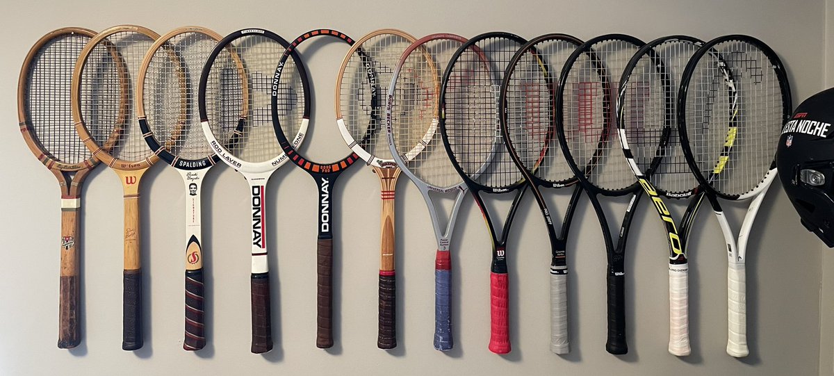 EduardoVarelaTV's tweet photo. ¿Puedes nombrar a los jugadores que utilizaban alguna de estas raquetas? https://t.co/ua8wiXc7VU