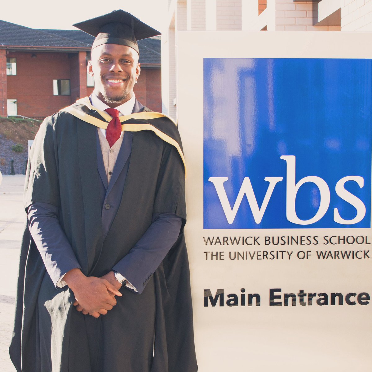 They call me BaMBA now!!! Nice day yesterday graduating for my MBA at WBS🎓💫✨ Big love to all the amazing people I met in the course!! Group 36 you know who you are!!! Also this automatically means I’m gonna be the next Dangote 🤙🏾🤝🏾 @uniofwarwick @WarwickBSchool