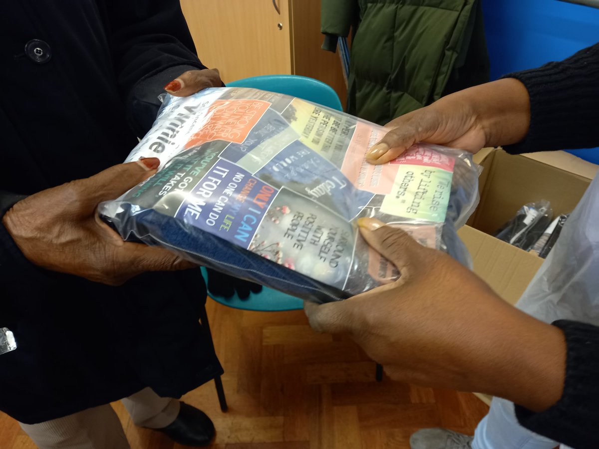 StokeyFood's tweet photo. T🥶day, we distributed "warm packs" &amp; supermarket vouchers to our friends @Stokey to keep them warm during this cold snap!

Compassionate life is community life - Henri Nouwen🤗 Thank you, @CaritasWestm @CityHarvest_LDN @DWPgovuk @felixprojectuk @hackney https://t.co/5GXm848sHB