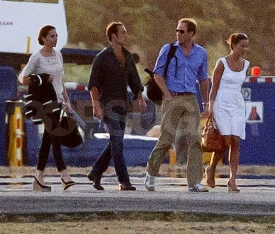 Canellecitadelle on X: "Royal photographer and broadcaster Helena Chard had an insightful comment regarding William's affection for the Middletons: "As soon as the media realized that Prince William and Kate Middleton were