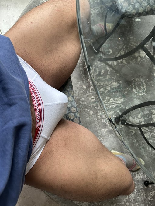 I think my thighs are getting bigger 💕 https://t.co/5CHveCUevN<a href="/tag/newprofilepic"class="tags"><span>#newprofilepic</span></a>