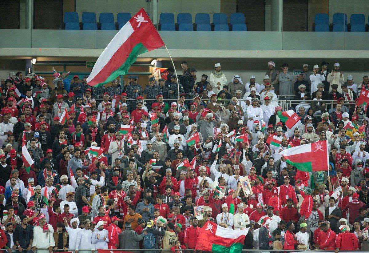 اذا كانت هُناك كلمة شُكر ، أوجهها للجماهير العُمانيه التي احدثت ضجّة كبيرة قبل بداية المباراة وفي أرضية الملعب الآن، لا صوت يعلو فوق صوت العُماني .. شكراً من القلب❤️❤️❤️🇴🇲🇴🇲

#السعوديه_عمان