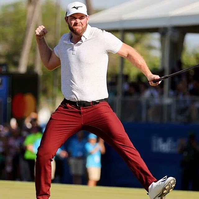 softspikesgolf's tweet photo. Congratulations to the winner of the @SonyOpenHawaii on a thrilling playoff win, wearing FJ Premier shoes fitted with Pulsar softspikes, to seal a 2nd PGA Tour title 🌺🏄‍♂️

📈30 of the top 41 finishers at The Sony Open chose replaceable spikes over spikeless shoes.

📷@GolfDigest https://t.co/OgSJ5ziqZ1