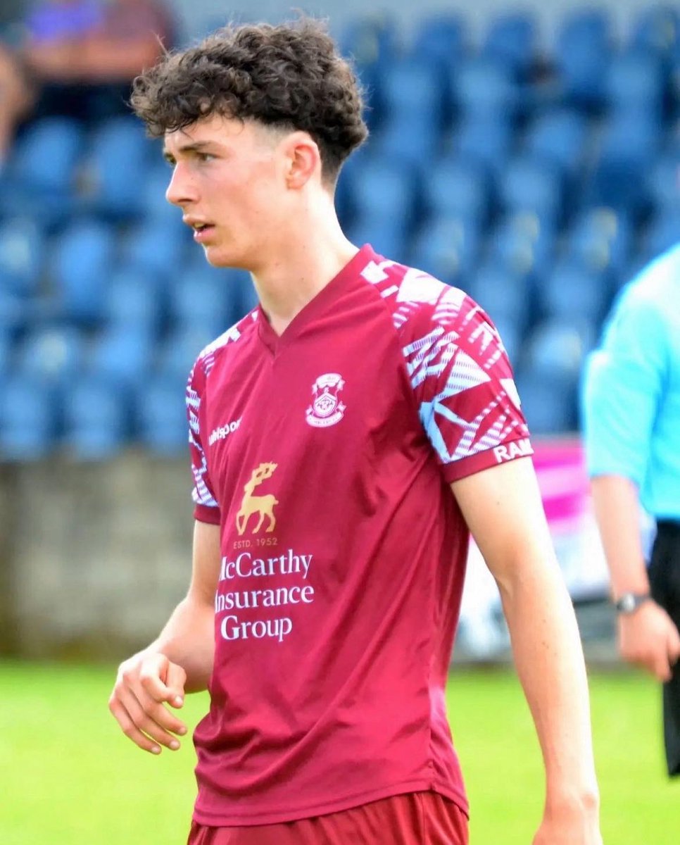 Exeter City had 18 year old Charlie Cummings on trial from Cobh Ramblers today against Southampton U21s, Cummings got the assist for the first goal. 

{@camwardjourno}

#OTCS | #ECFC | #CRFC