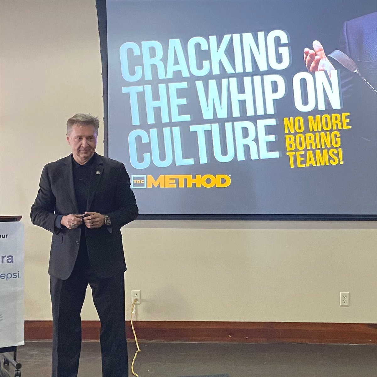 We're thrilled to welcome Donald Burns as our keynote speaker today! 🎤 With a background as a former chef, restaurant owner, investor, consultant, USAF pararescue, and author, Donald brings a wealth of experience to the table.

#LGM #KeynoteSpeaker #FoodIndustryInsights