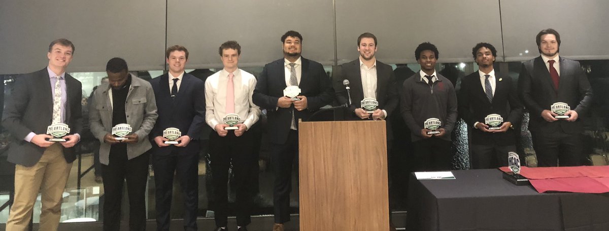 RoseHulmanFB's tweet photo. 2023 Banquet 

1st Team All-Conference
2nd Team All-Conference
All-Conference Honorable Mention

#WeWork https://t.co/5JMhWo9j1O