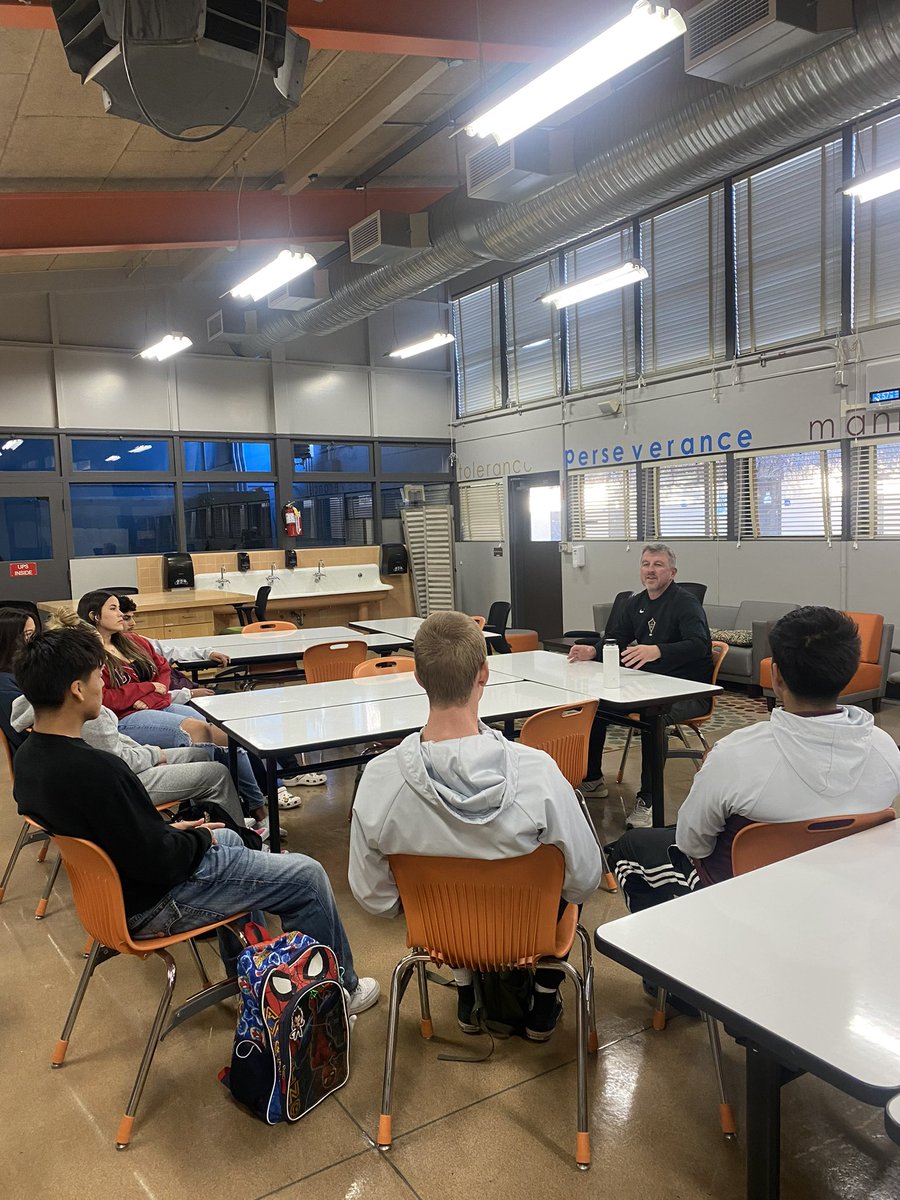 Kearny soccer is hot!! 
We recently had our first ever college coach fly in from Montana (Rocky Mountain College) to scout and speak to our kids about his soccer program. We are just getting warmed up!! Scholarships are happening! 🔥🔥🔥🔥

#soccer #sports #komets