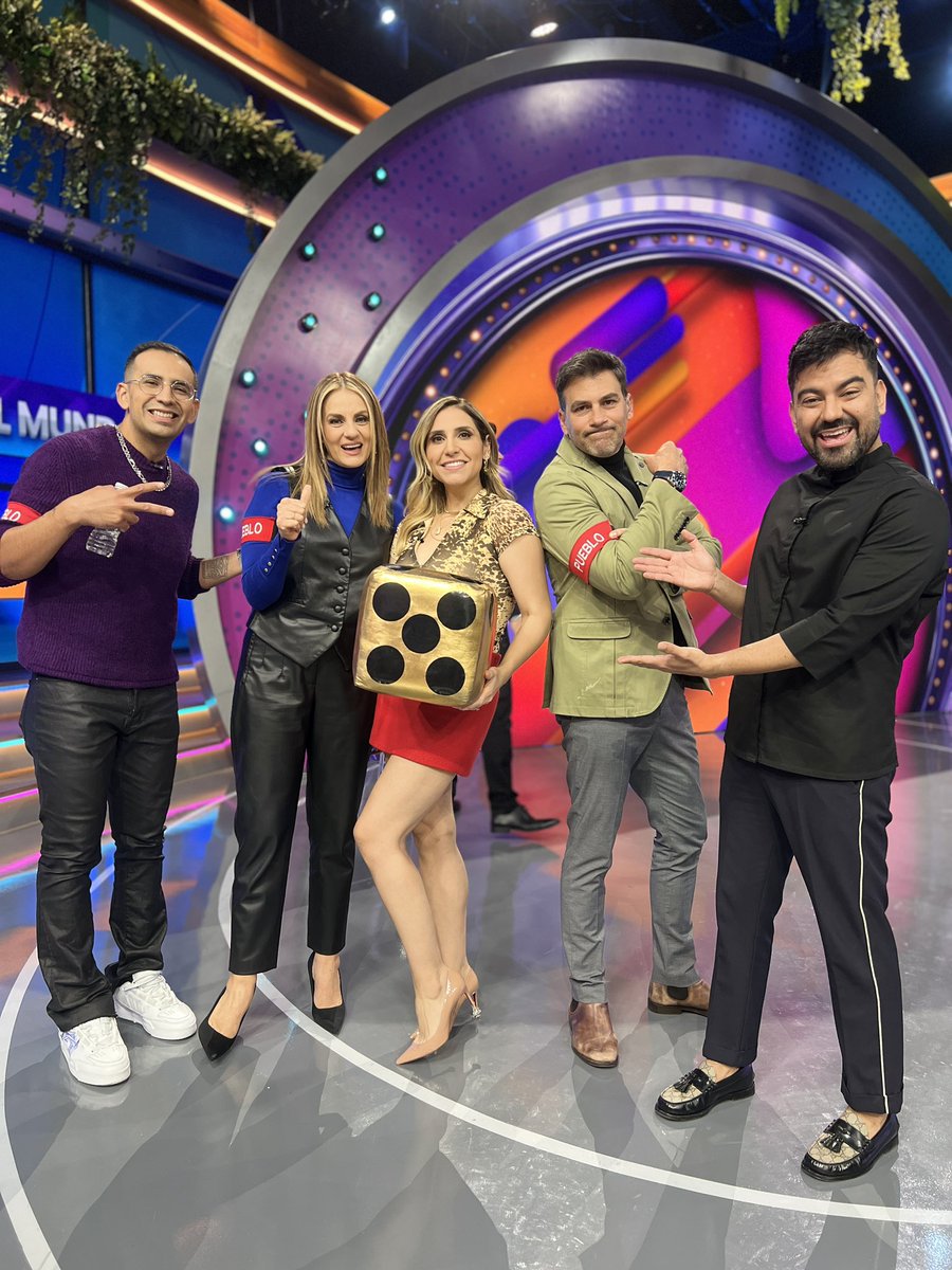 VengaLaAlegria's tweet photo. ¡Este martes el equipo del PUEBLO, se convirtió en el gran ganador del #SinPalabrasVLA! 🙌🏼😌🏆🎲 #VLA https://t.co/JVEe8YXx5u