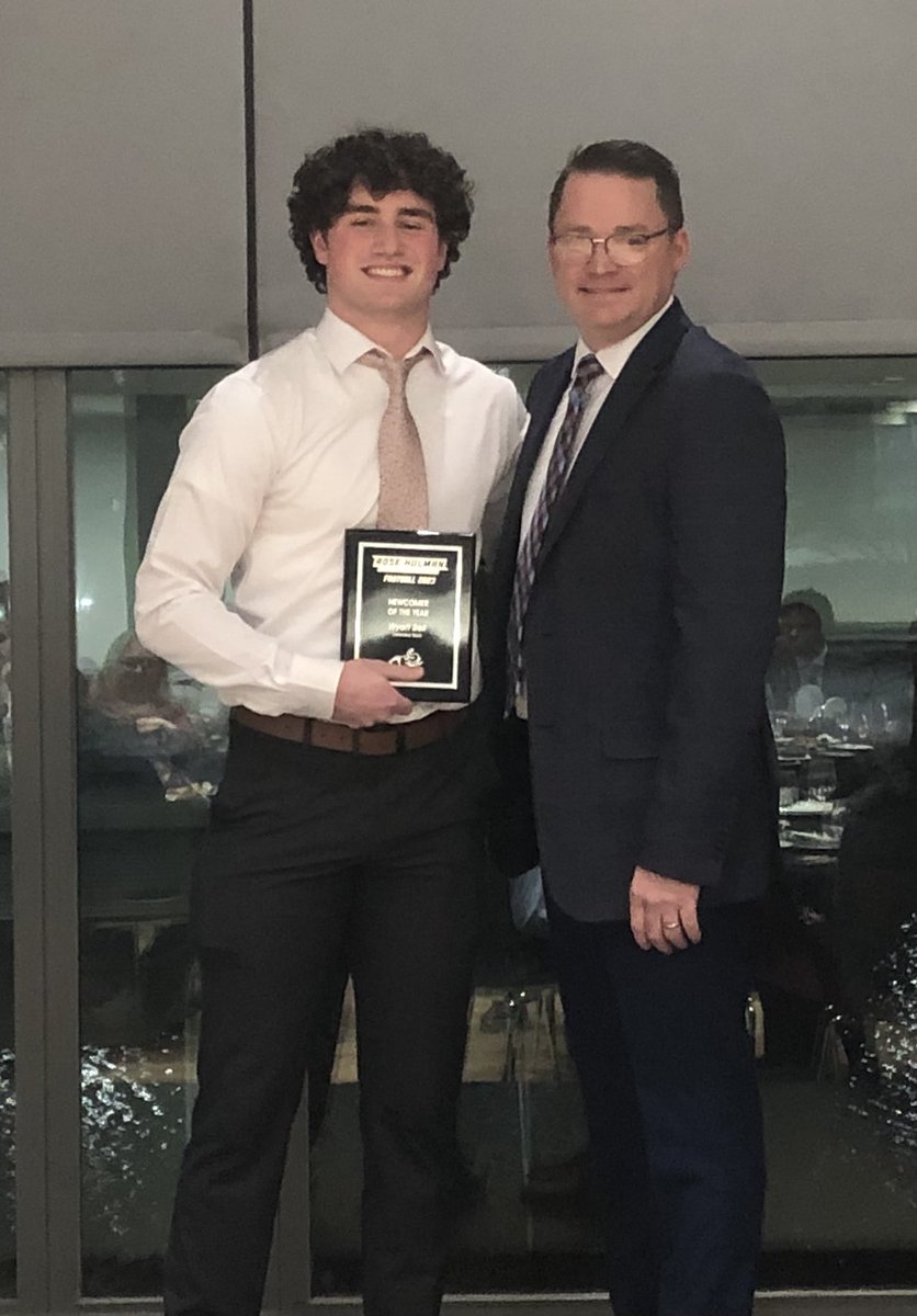 RoseHulmanFB's tweet photo. 2023 Banquet

Newcomer of the Year: Wyatt Bell
Offensive Players of the Year: Miguel Robertson and Grant Ripperda
Defensive Player of the Year: Jakey Ovanic
Special Teams Player of the Year: Andrew Toler

#WeWork https://t.co/06YMOAM3MR