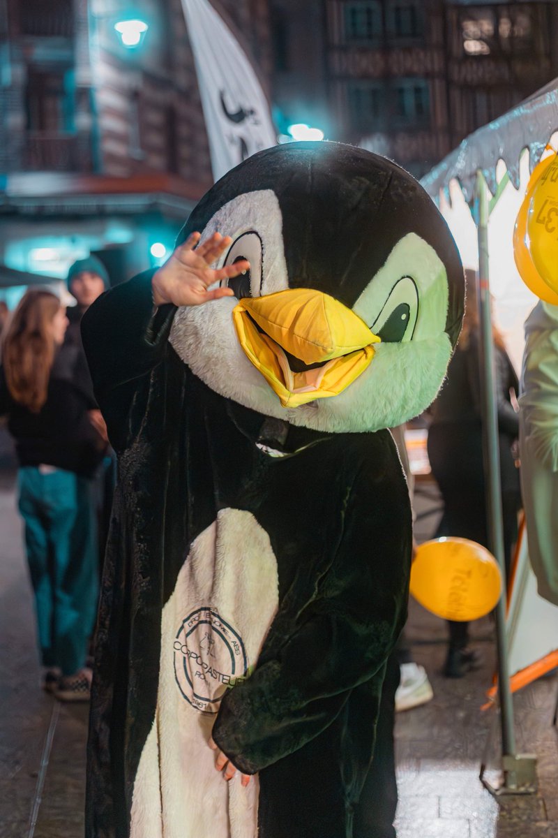 CorpoPasteur's tweet photo. [Thread] - les blagues sur les pingouins 🐧 https://t.co/l2efCRLtH2