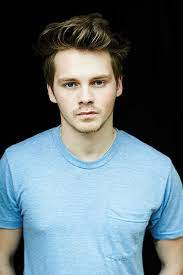 merlinpapin3's tweet photo. .@FredOL69007 On souhaite un Bon Anniversaire à #SamStrike qui a 29 ans on peut le voir dans
Sandman
NightFlyers
Most Wanted Criminals
Monster Party
Leatherface https://t.co/o48jt6bTwX