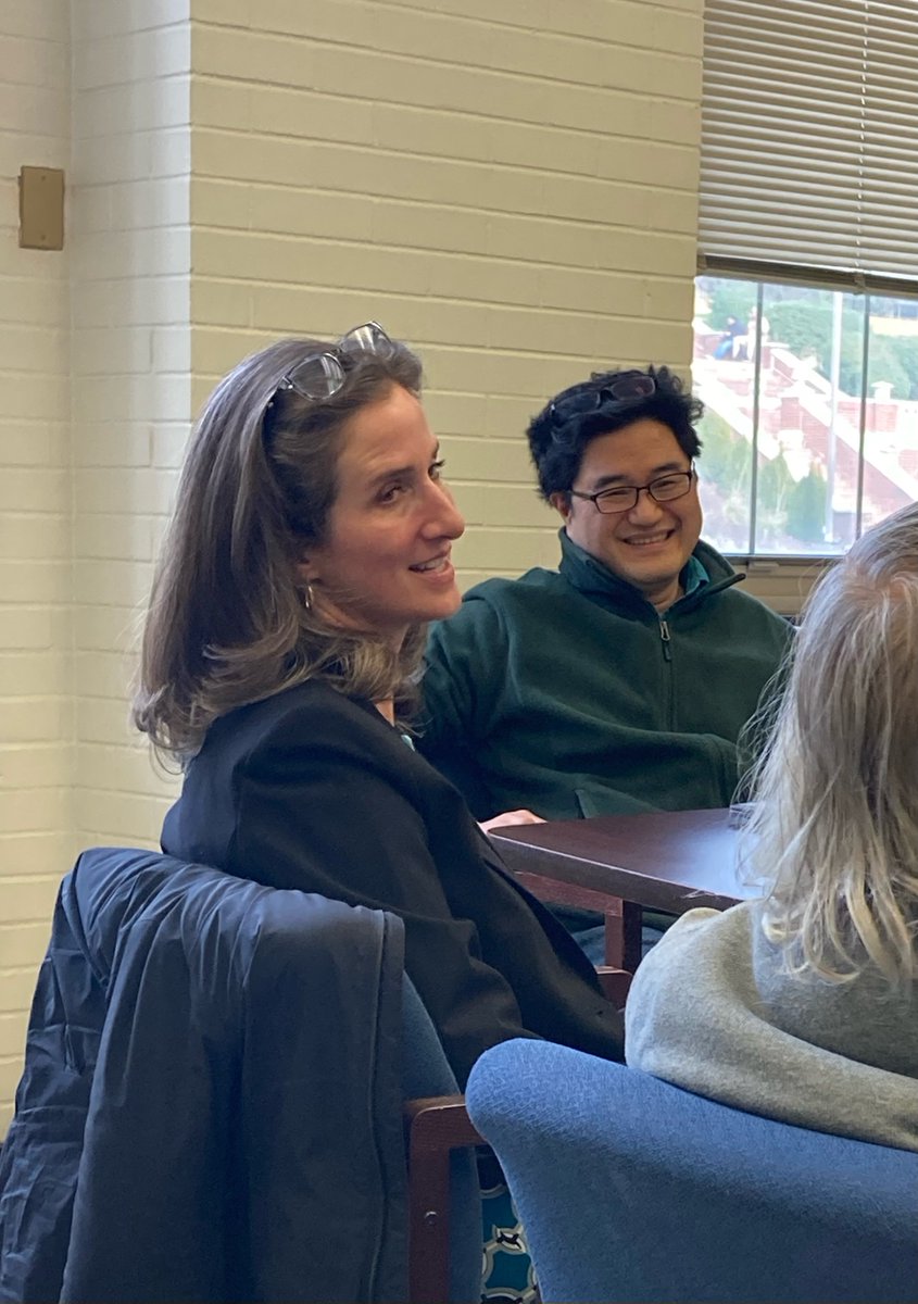 gakaur's tweet photo. Prof. Alisa Clyne @Clyne_Lab  delivered a captivating lecture at the Department of Chemistry @HowardU. New opportunities for students and potential collaborations were discussed. Thanks for the visit!
#ChemistryDepartment #HowardUniversity #Seminar #HBCU #Reseach https://t.co/PvhqB6qSgb