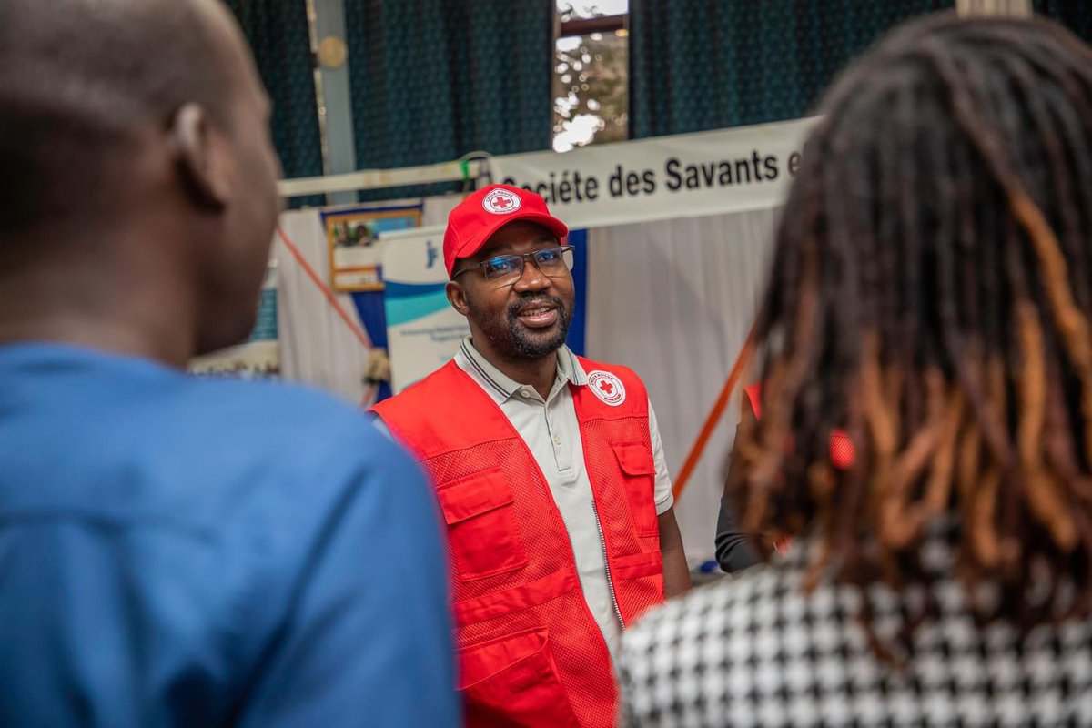 We passionately spent a day sharing our work across the country with other organizations working in #Health and #Vaccination.
We also had rich exchanges with young people on the values and principles of the #RedCross, and above all how they can also contribute.
#ChampionsRally