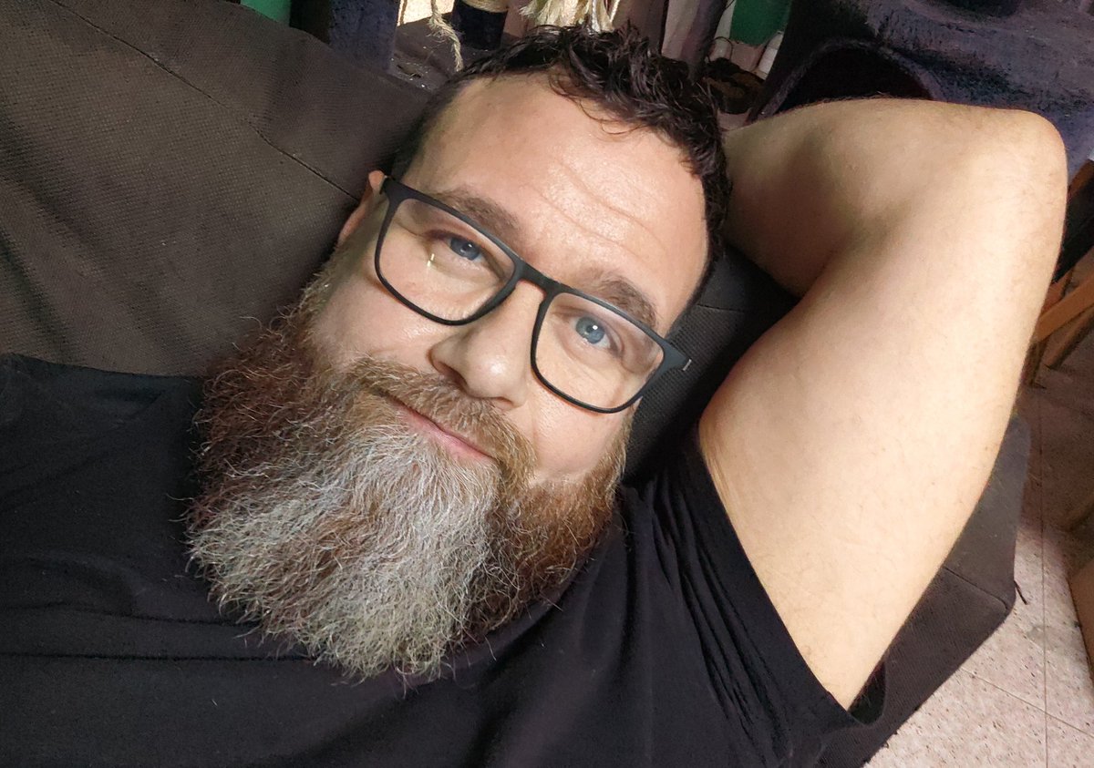 #bear #beard #siesta #nap